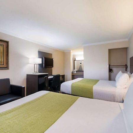 Surestay Hotel By Best Western Rockdale Exterior foto
