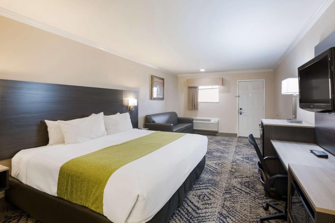 Surestay Hotel By Best Western Rockdale Exterior foto