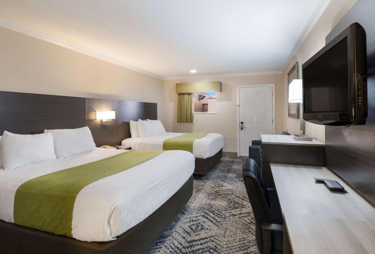 Surestay Hotel By Best Western Rockdale Exterior foto