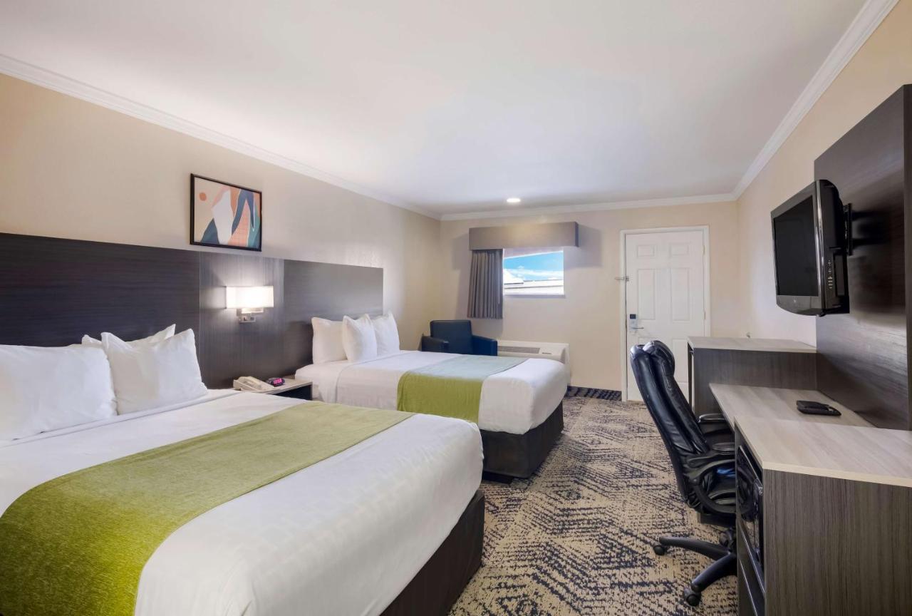 Surestay Hotel By Best Western Rockdale Exterior foto