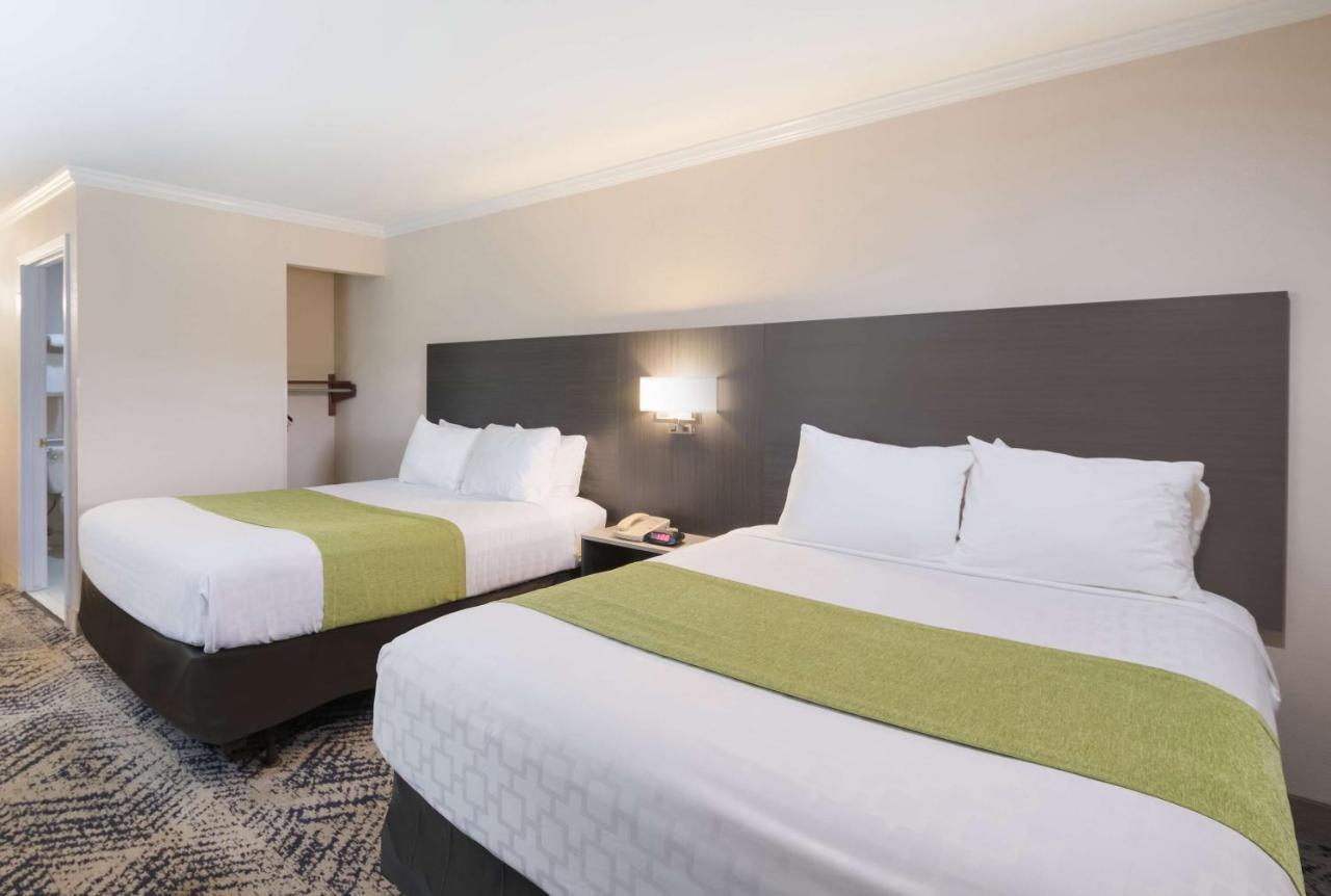 Surestay Hotel By Best Western Rockdale Exterior foto